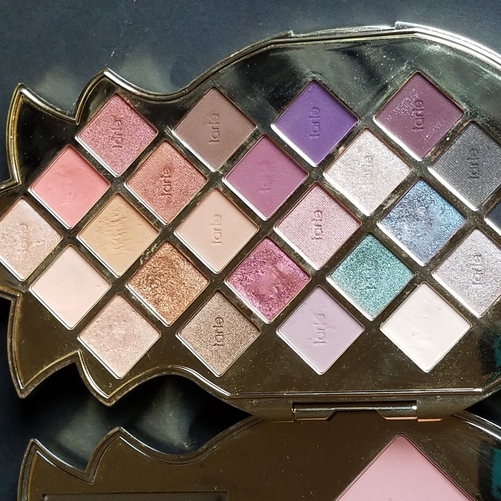 Eyeshadow bundle - Picture 7 of 10
